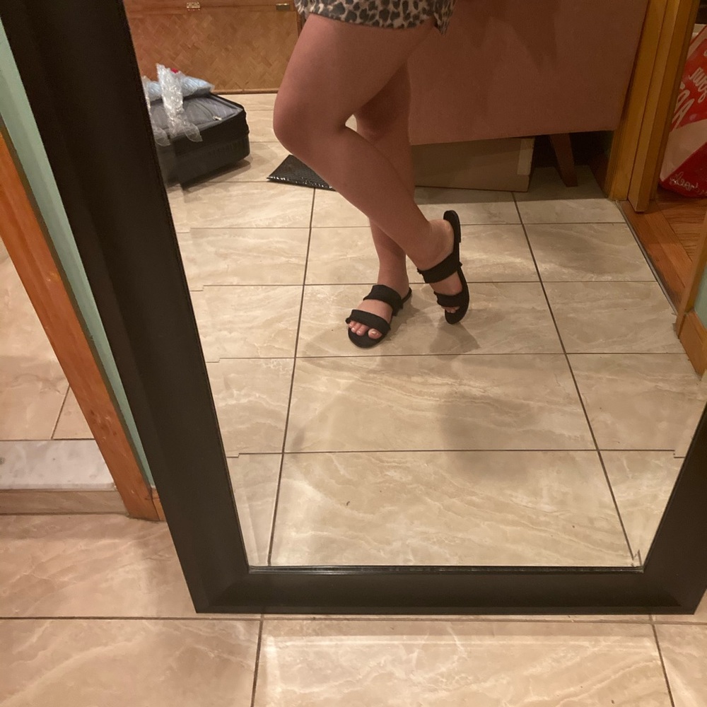 Black Lauren Conrad slide sandals